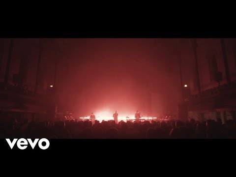 London Grammar - Hell to the Liars (Live at The Round Chapel)