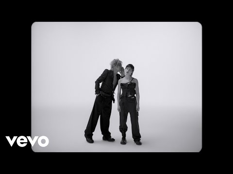 Indochine &amp; Christine and the Queens - 3SEX (Clip officiel)