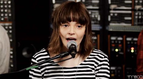 Chvrches spielen "The mother we share"