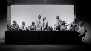 Das Foto zeigt einen Screenshot aus dem Musikvideo von "People Are Good" von Depeche Mode.